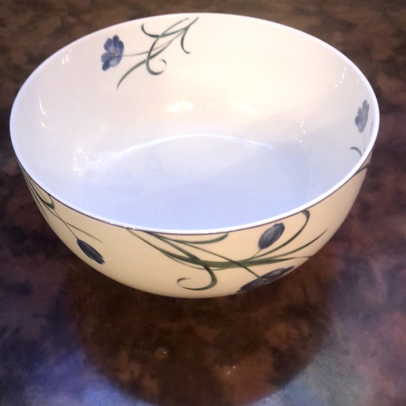 Mikasa Other - Mikasa Casual Elegance Garden Poetry Serving Vegetable Bowl